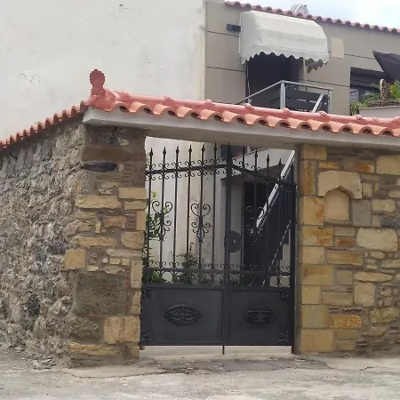 Casa de Férias Aelia Agios Vlasios (Euboea)